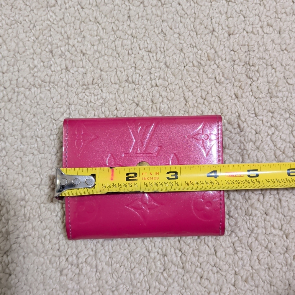 Louis Vuitton Vernis Pink Card Holder - Picture 13 of 15